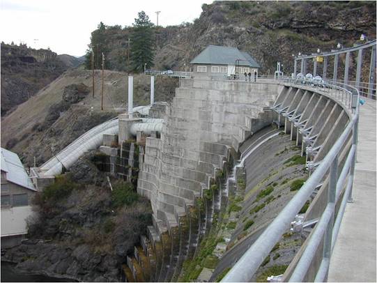klamath river dam