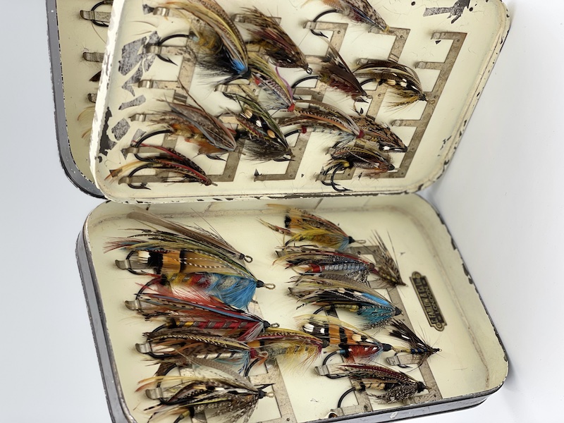 ☆ Various Nymph Flies In a Wooden Box ☆
